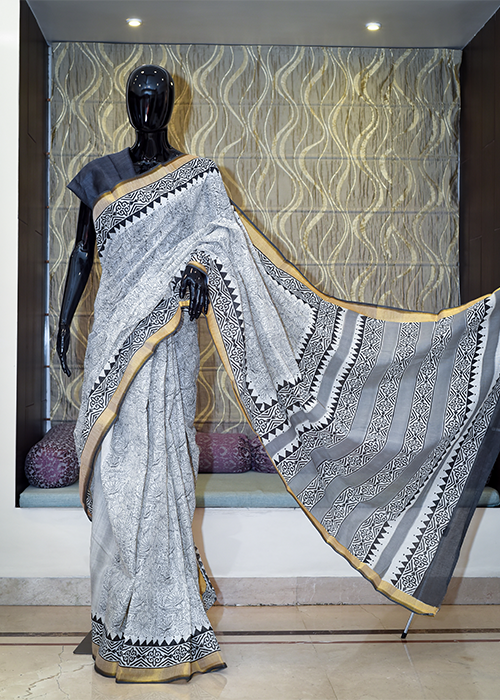 Pure Cotton Tant Saree With Zari Border
