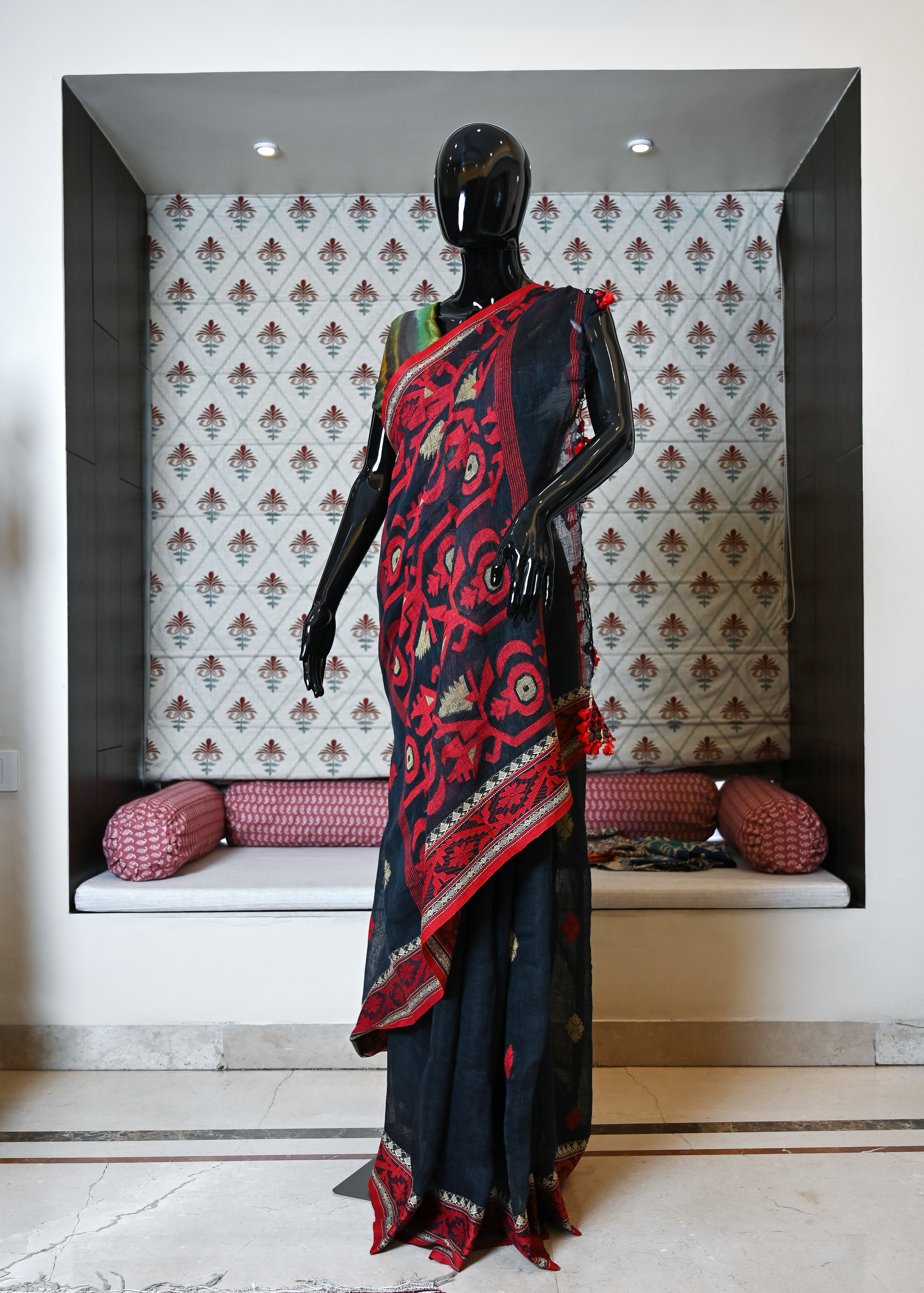 Pure Hand Woven Cotton Linen Saree With All Over Jamdani Work Weaving
