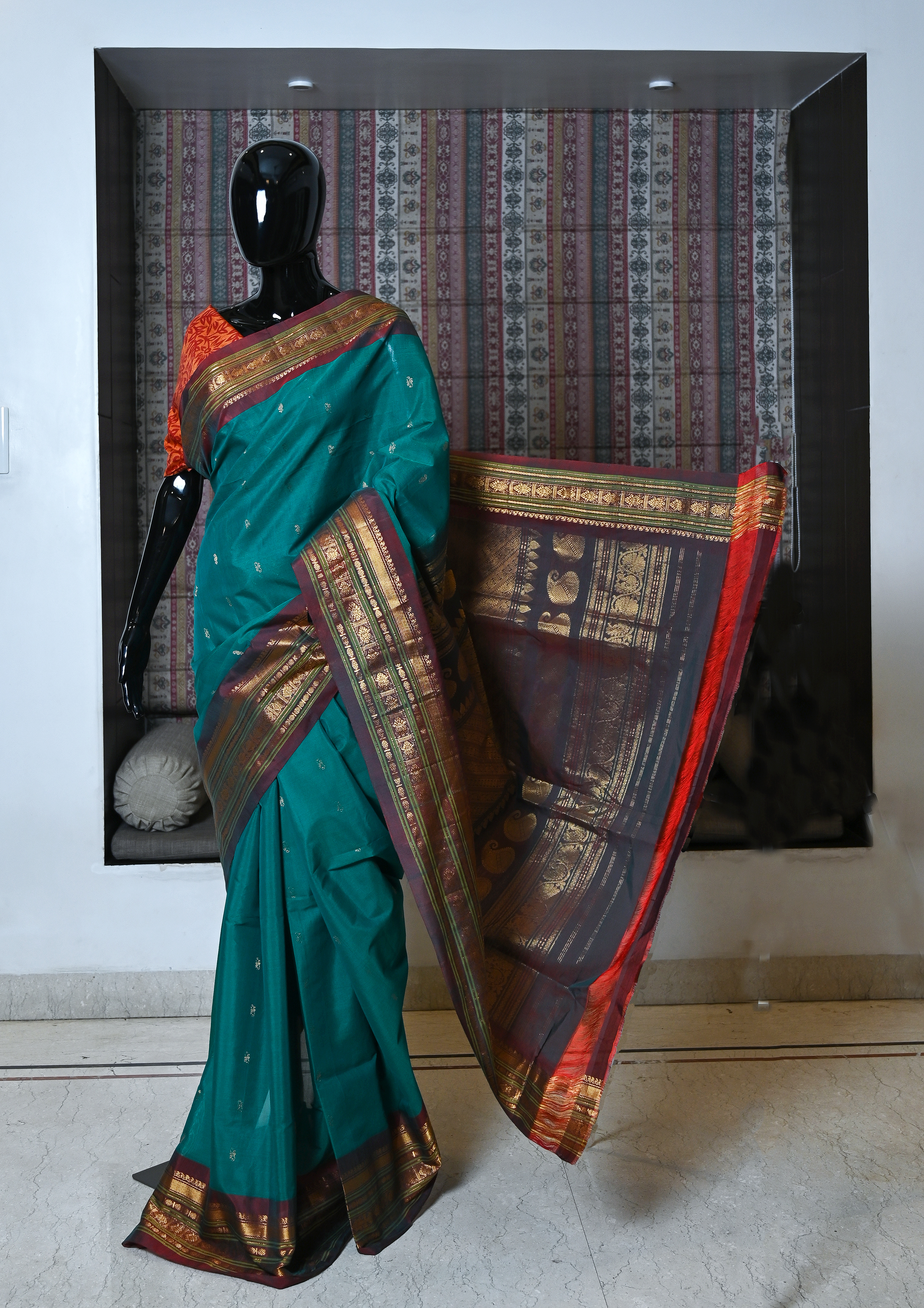 Pure Hand Woven Cotton Gadwal Saree