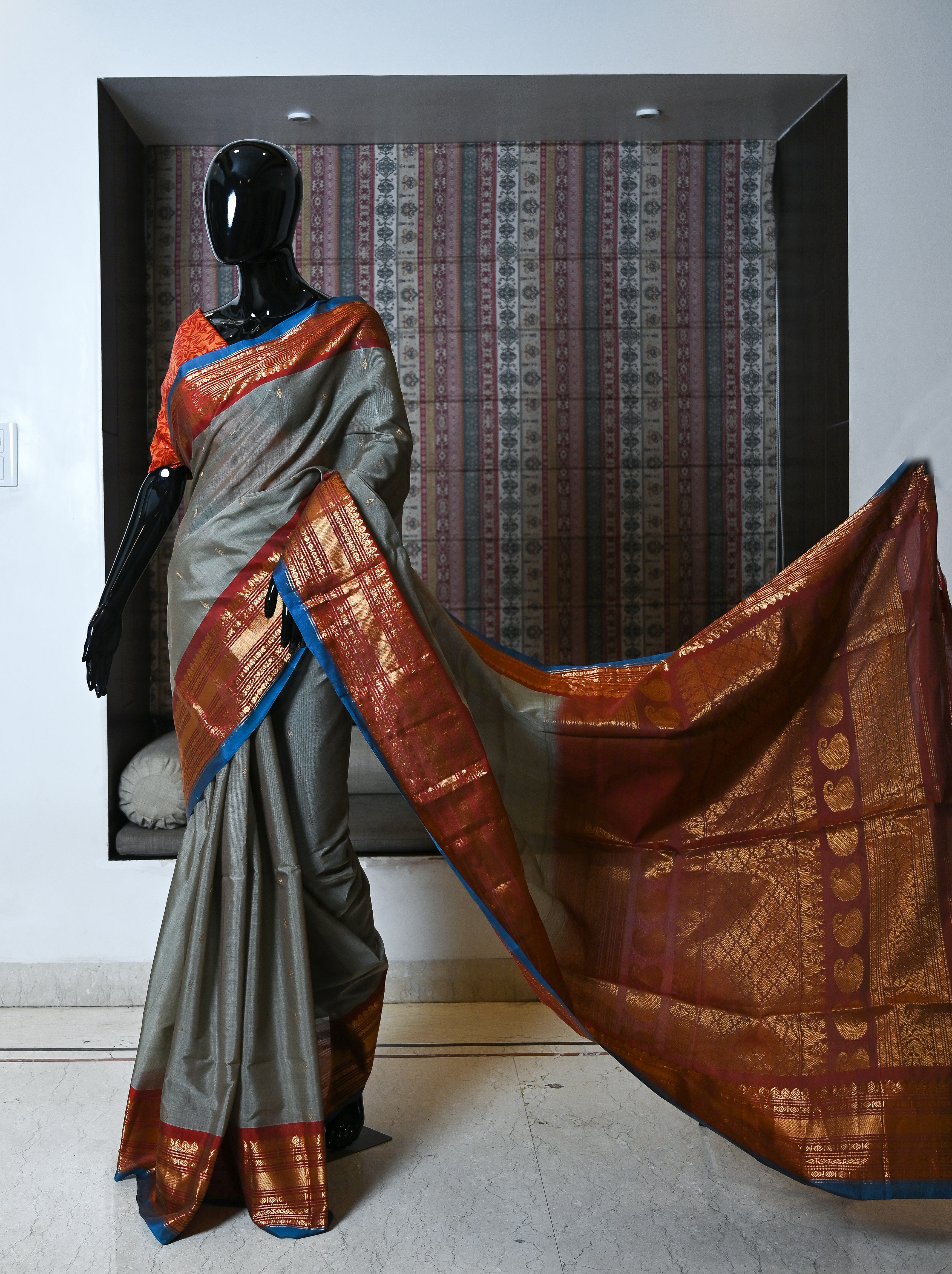 Pure Hand Woven Sico Gadwal Saree