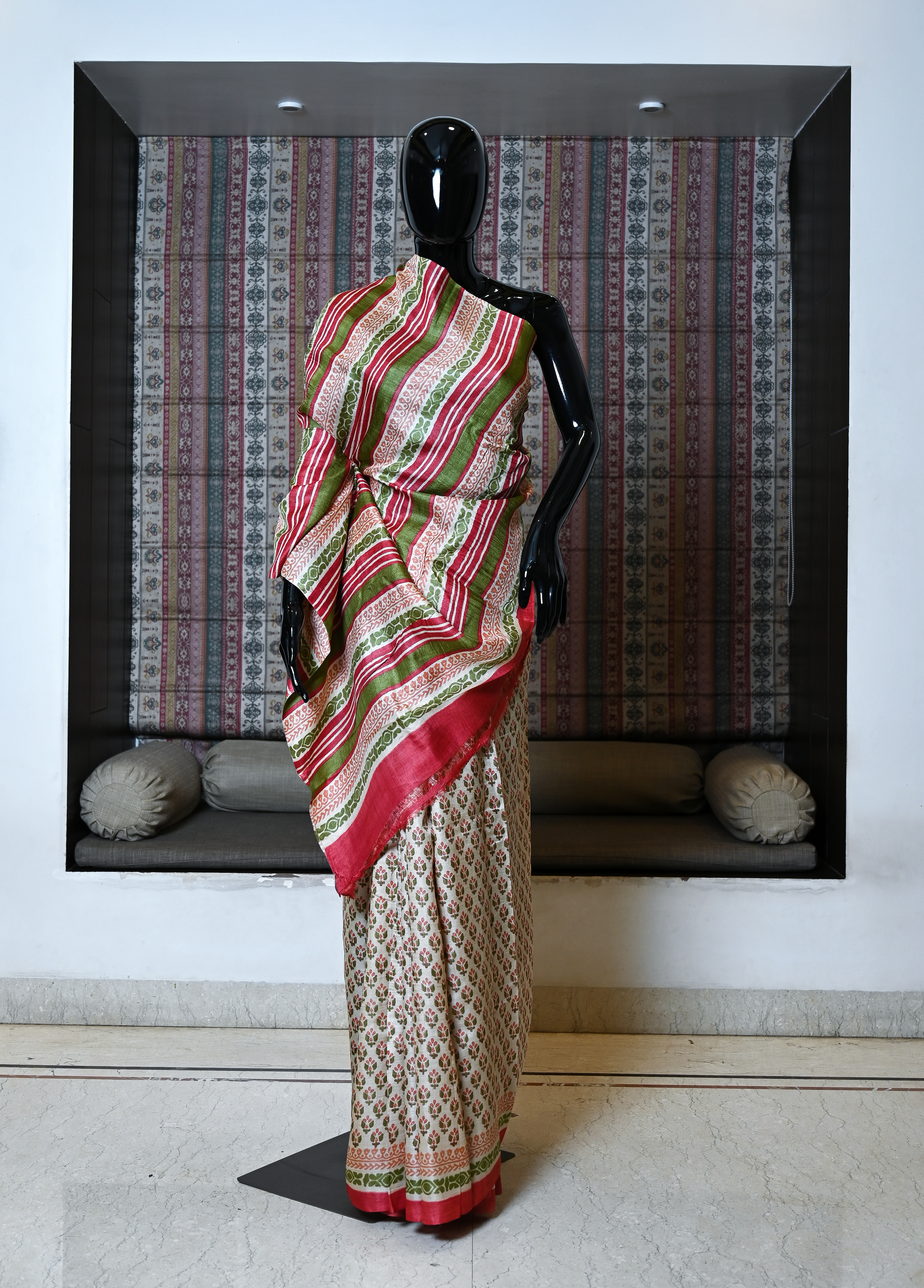 Pure Hand Woven Tasser Saree With Hand Block Print