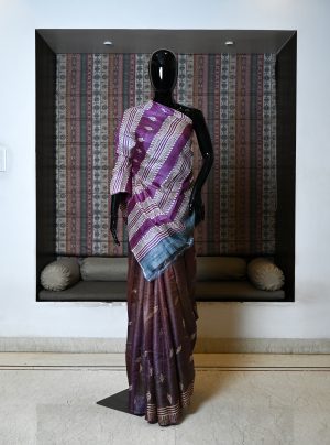 Pure Hand Woven Tasser Saree With Shaded Colour And Hand Block Print