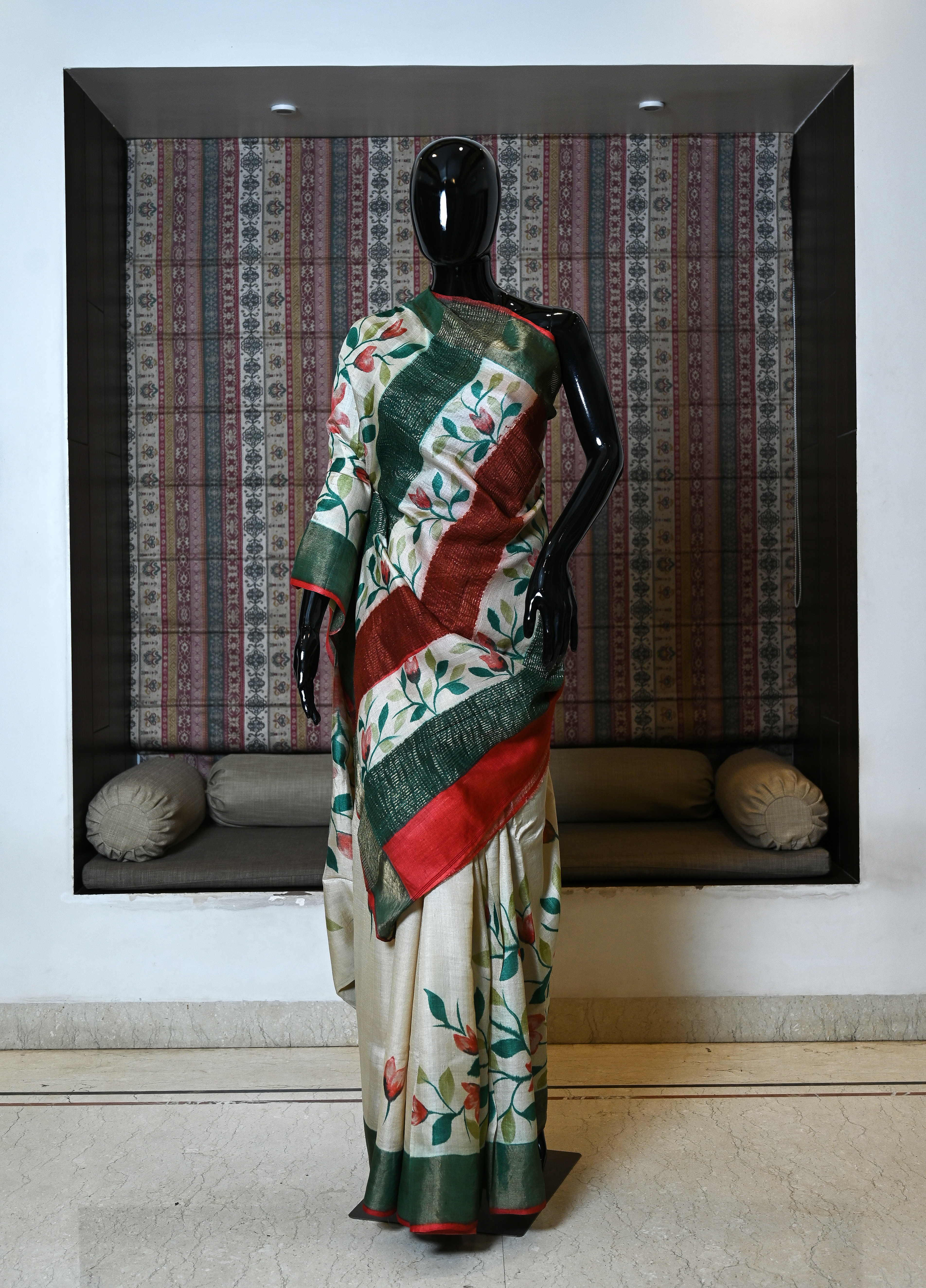 Pure Hand Woven Tasser Saree With Zari Border And Hand Painted