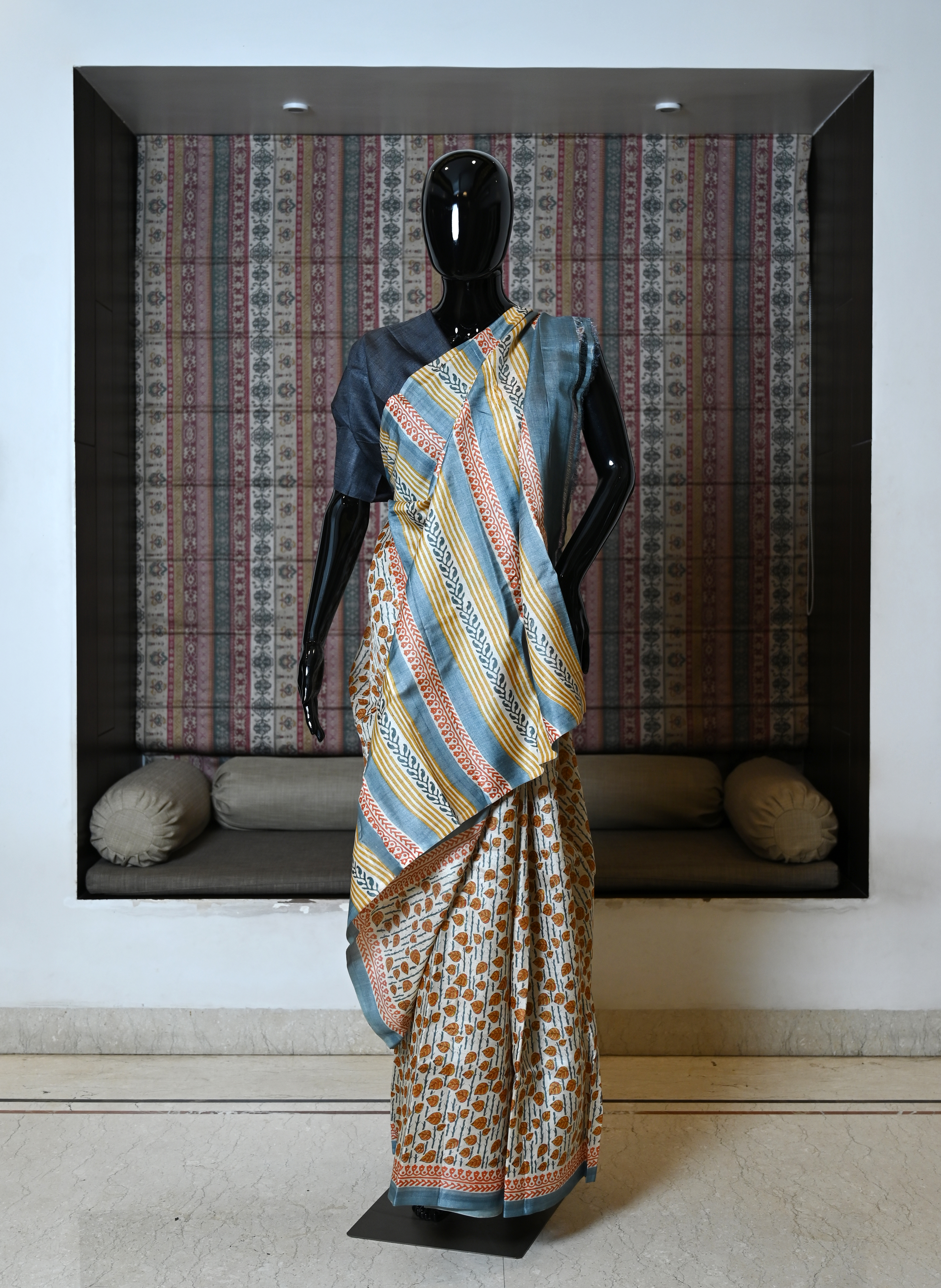 Pure Hand Woven Tasser Saree With Hand Block Print
